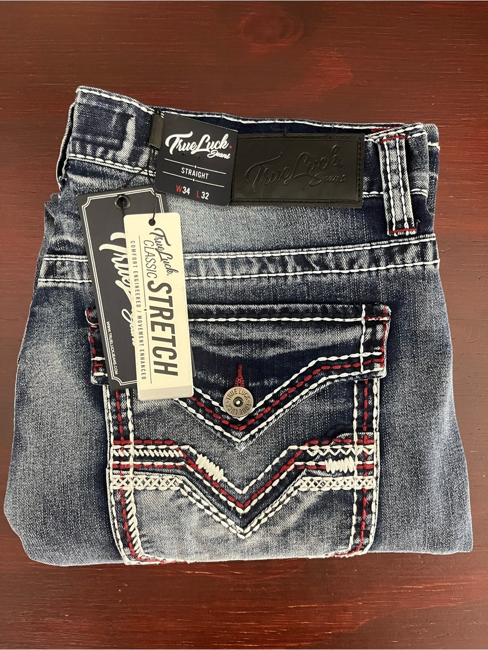 True Luck Men`s Jeans Straight Medium Wash 34x32 NWT Embroidered